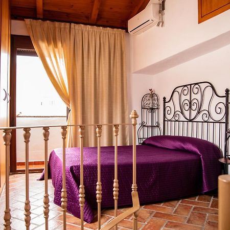 Las Casitas De Mi Abuela Касарес Экстерьер фото