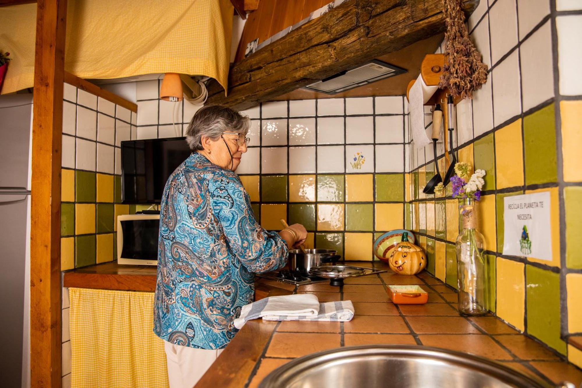 Las Casitas De Mi Abuela Касарес Экстерьер фото