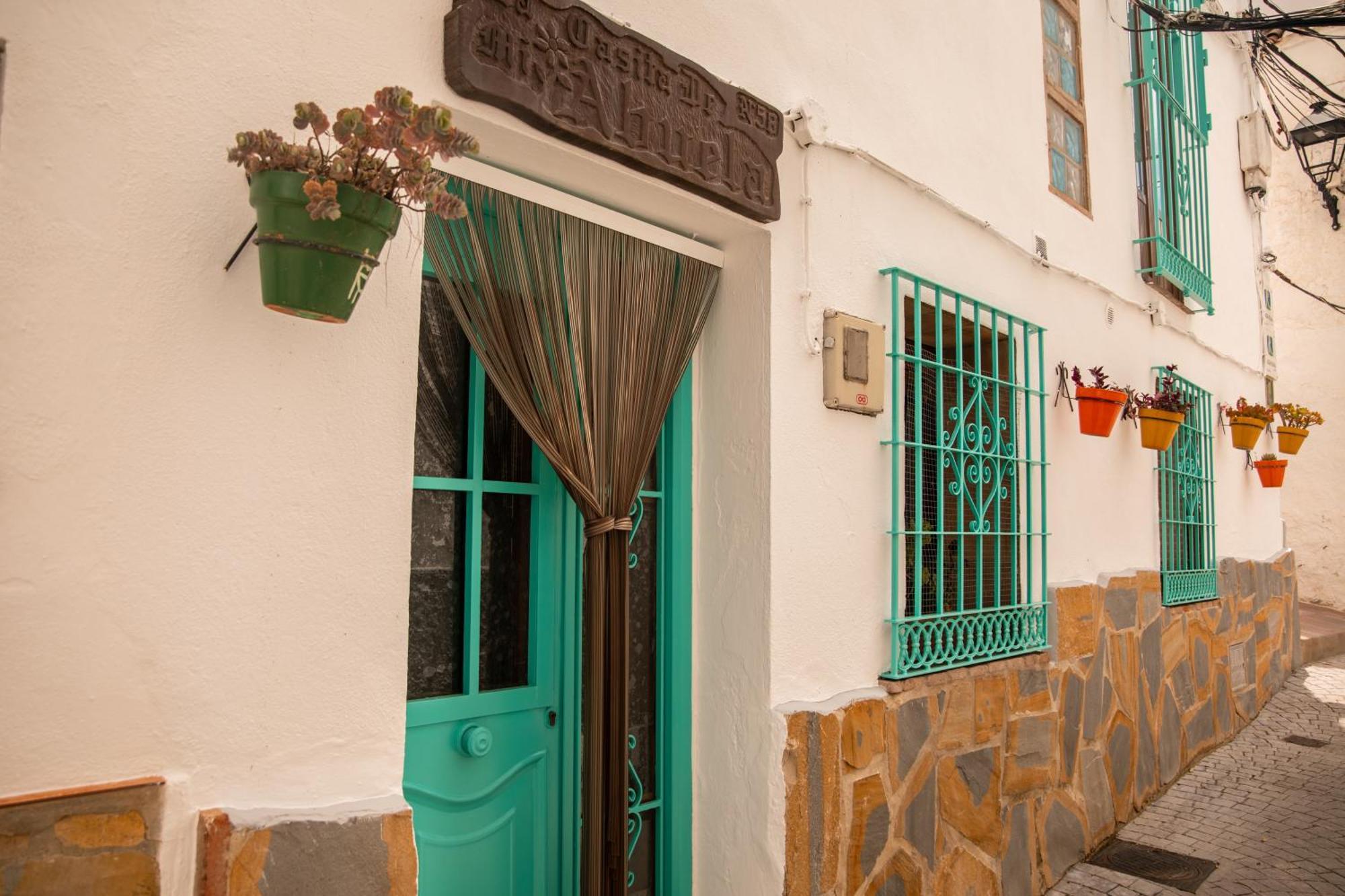 Las Casitas De Mi Abuela Касарес Экстерьер фото