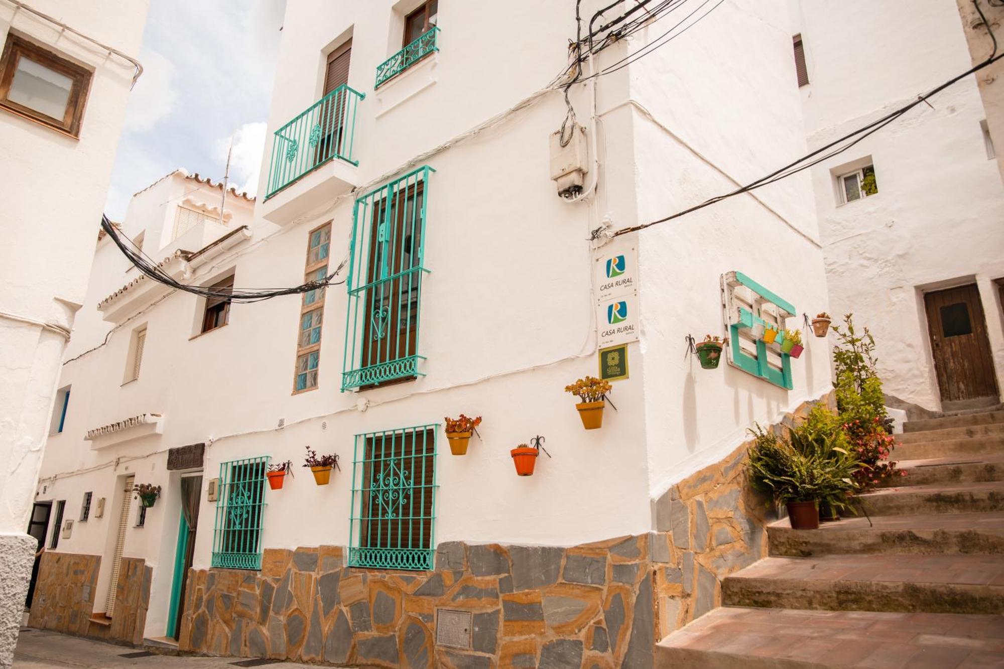 Las Casitas De Mi Abuela Касарес Экстерьер фото