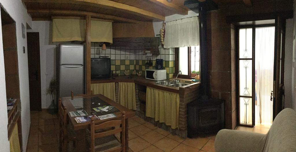 Las Casitas De Mi Abuela Касарес Экстерьер фото