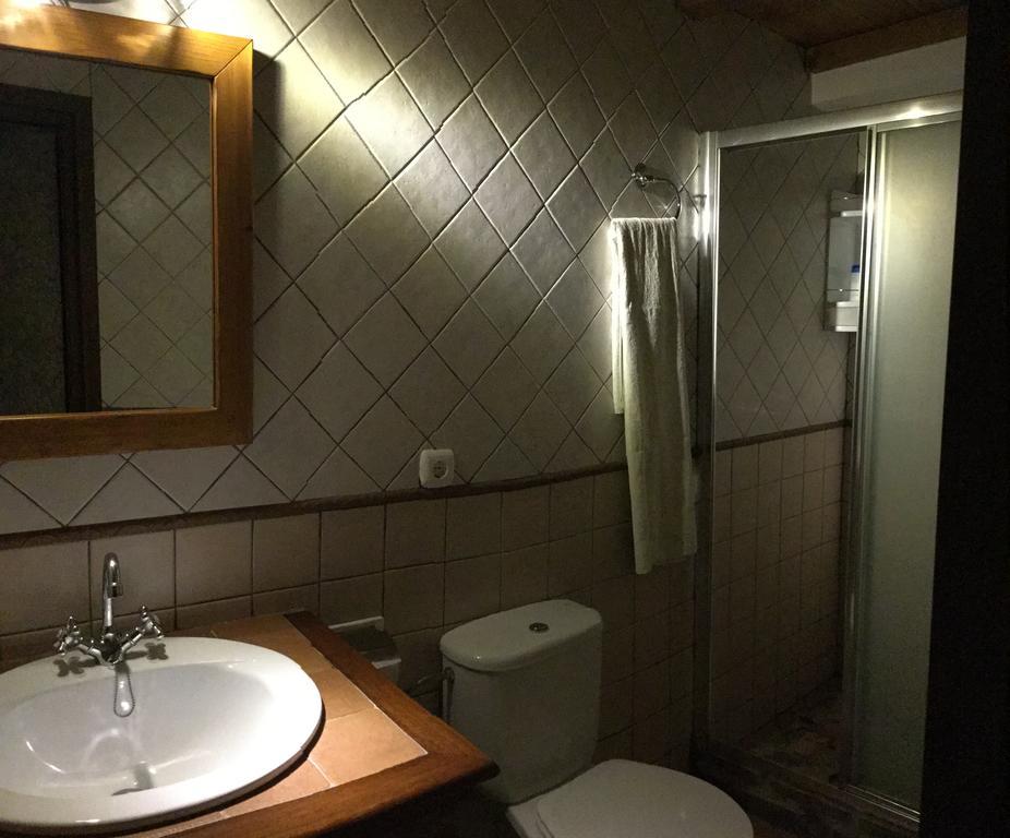 Las Casitas De Mi Abuela Касарес Экстерьер фото